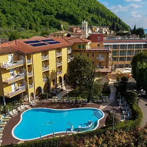 Bisesti ***s Hotel